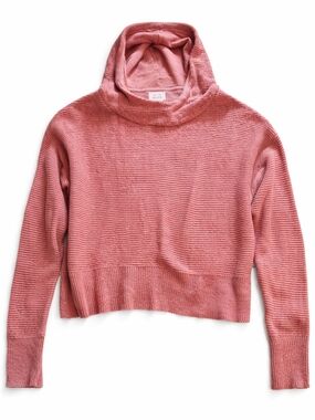 All in Motion Coral Cropped Hoodie XL